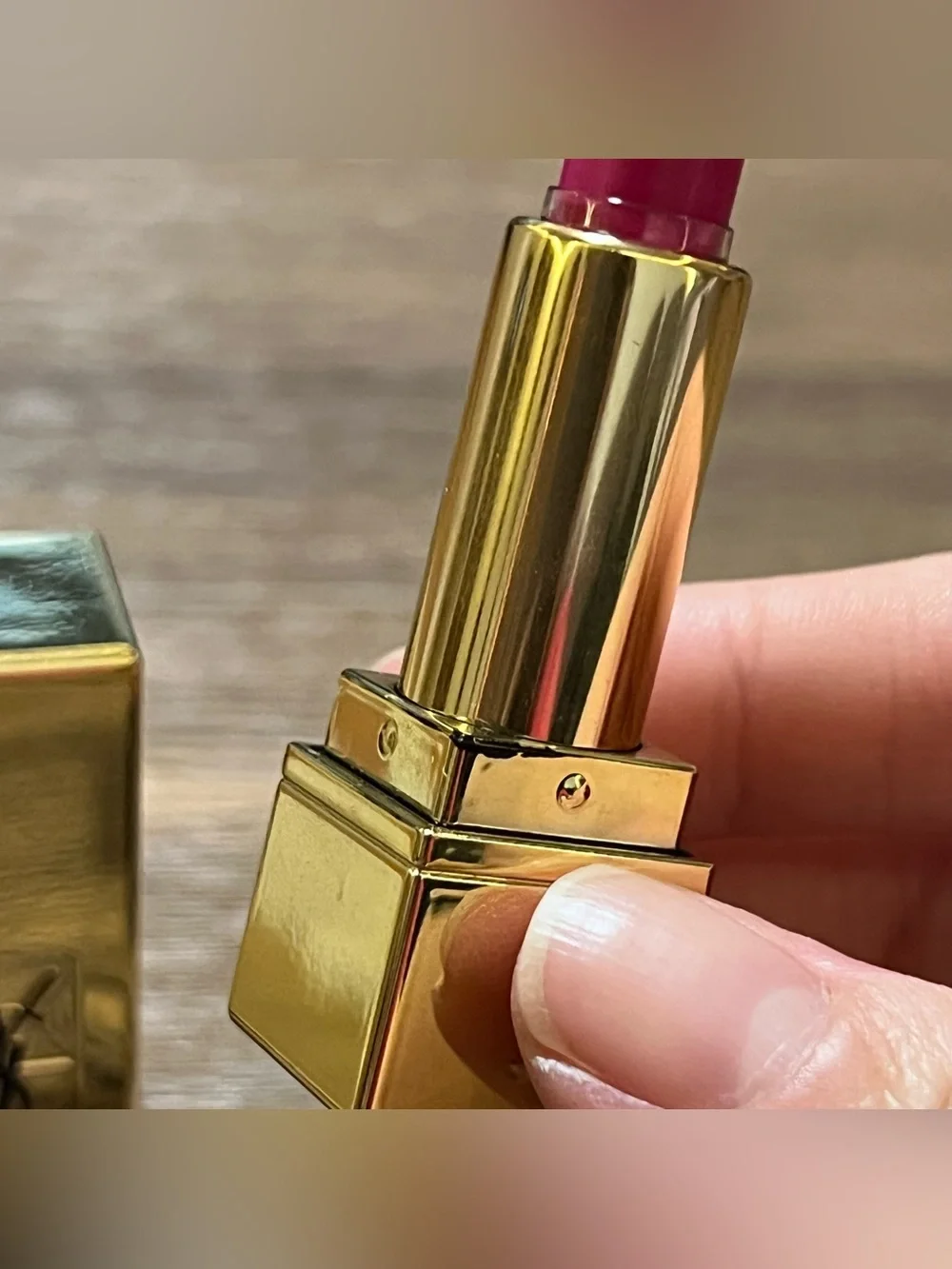 Yves Saint Laurent Rouge Pur Couture 19 LE FUCHSIA Travel Size